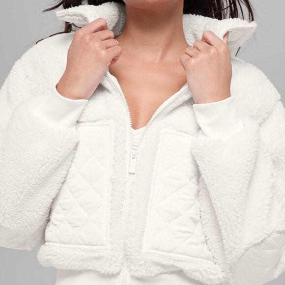 Alo Yoga Sherpa Edge Bomber